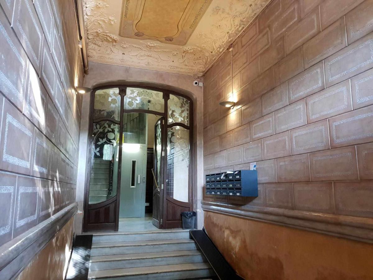 Beautiful Y Luxury Apartment Centrallylocated Барселона Екстер'єр фото